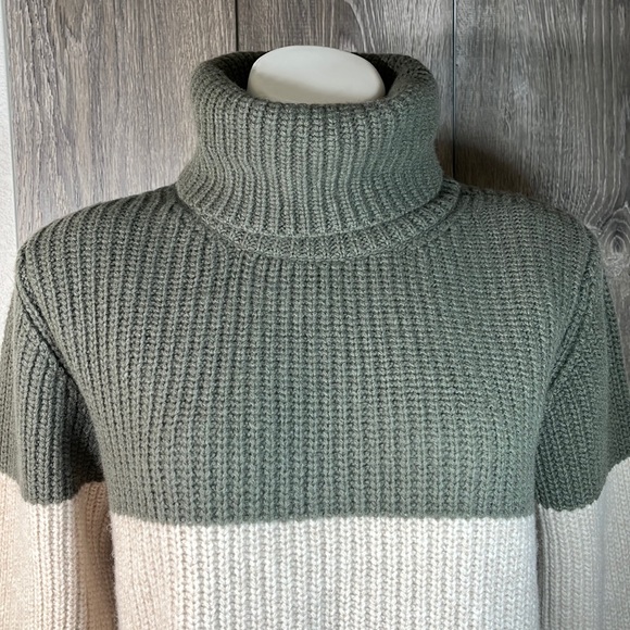 Celtic & Co. Sweater Colourblock Turtleneck Size L - Picture 2 of 13